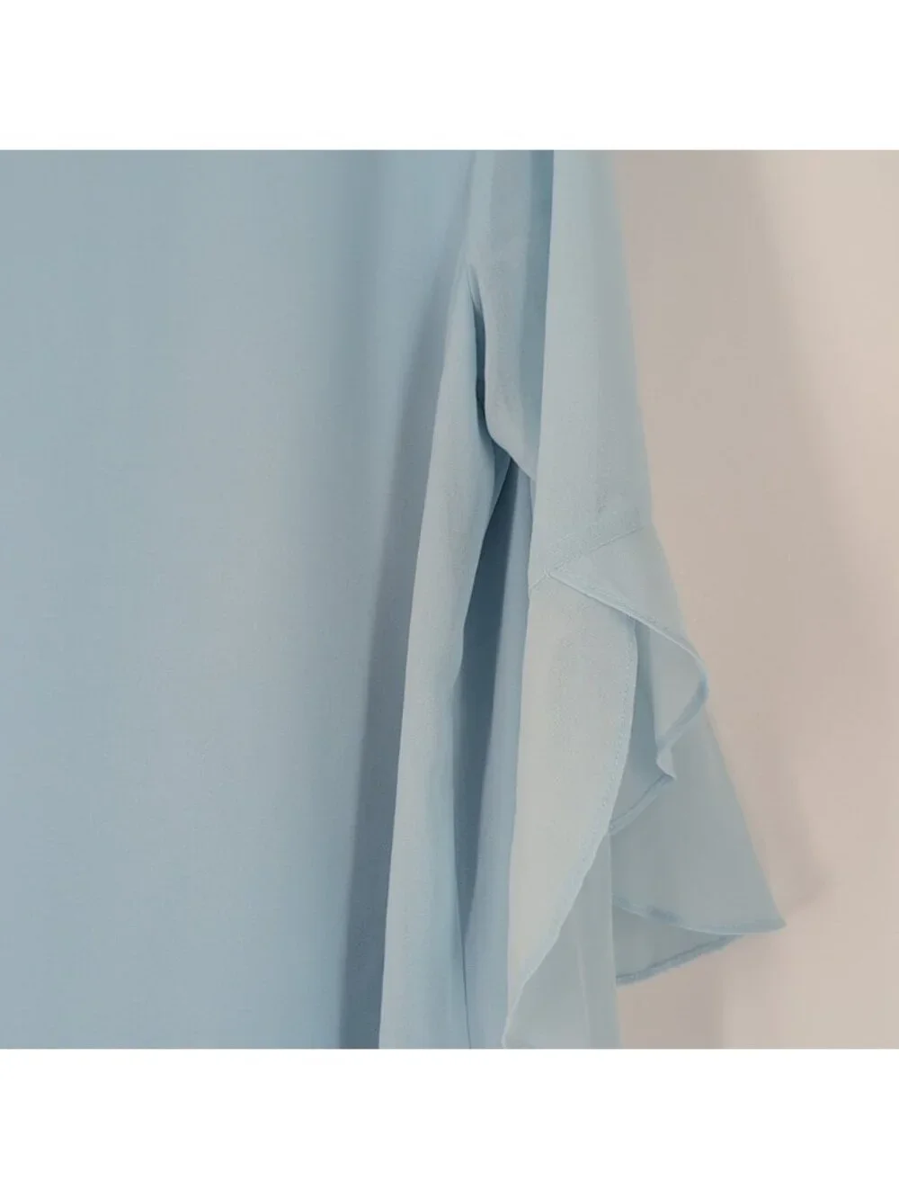 Light Blue Blouse Size Large GREAT CONDITION! - Picture 8 of 15